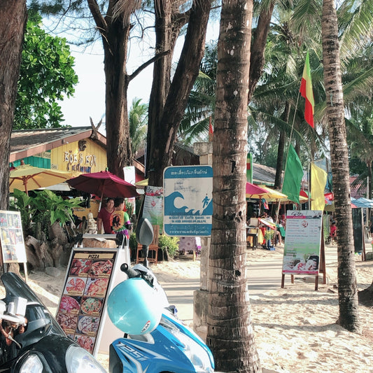 Restaurants et marché populaires à Kamala