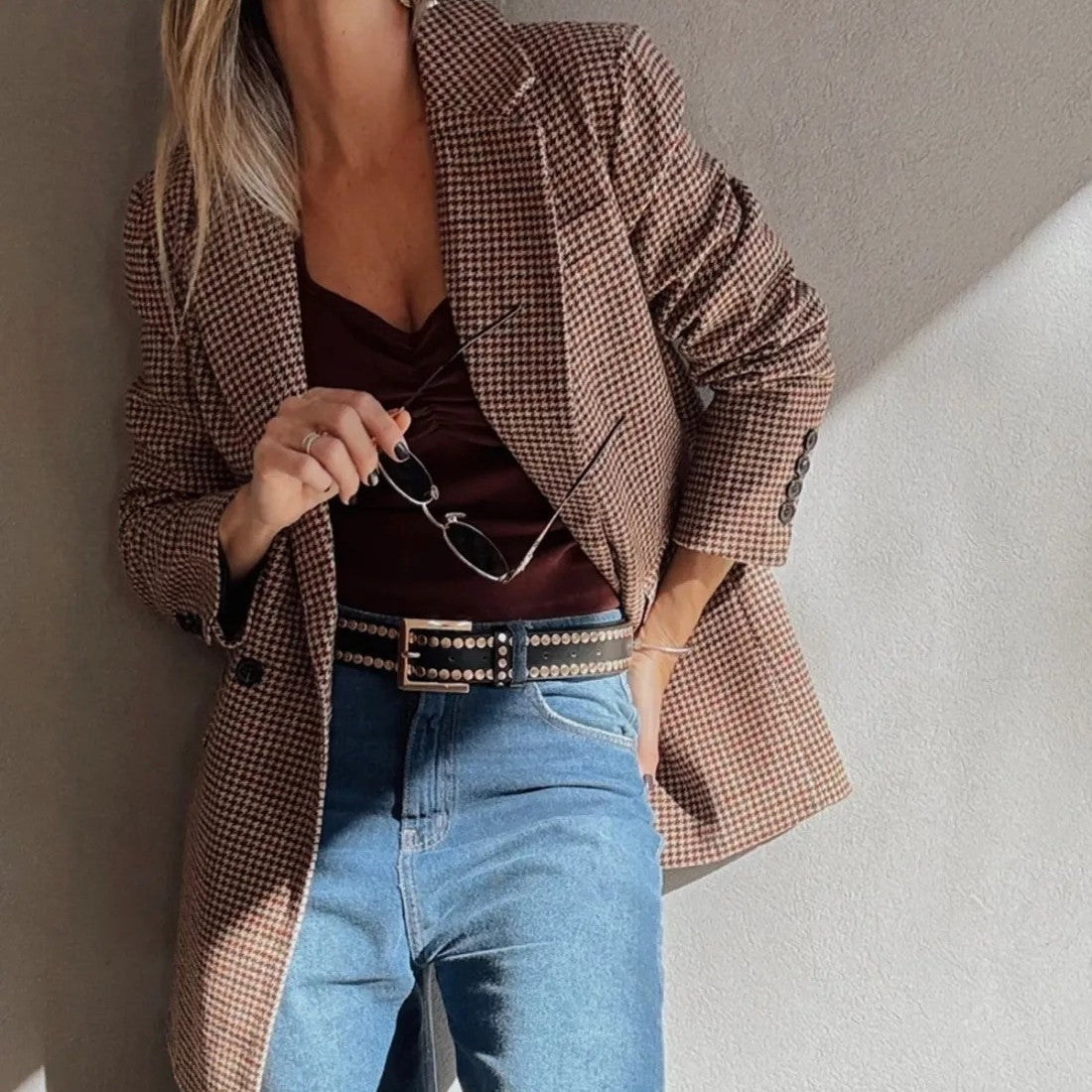 Blazer Marron Pied-de-Poule - Élégance Rétro et Style Intemporel