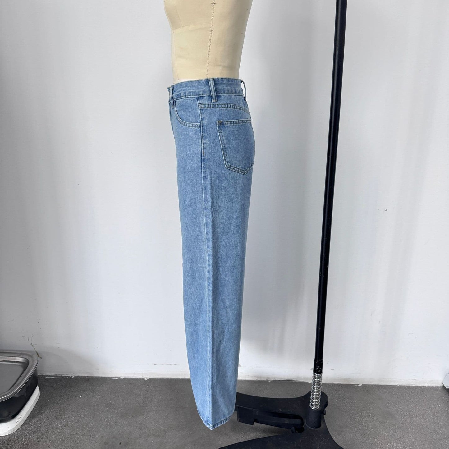 JEAN LOOSE FEMME RÉTRO | Coupe Droite Décontractée - Denim Coton Rigide - Style Vintage Authentique