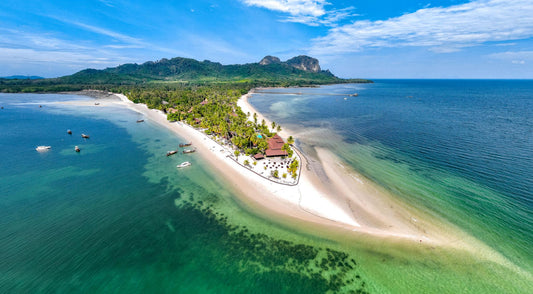 Koh Mook en Thaïlande : découvrez l'une des plus belles îles secrètes de la province de Trang - TOP DESTINATIONS