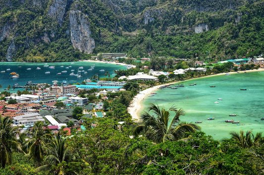 Koh Phi Phi : que voir, que faire et guide complet pour visiter les îles paradisiaques de Thaïlande - TOP DESTINATIONS