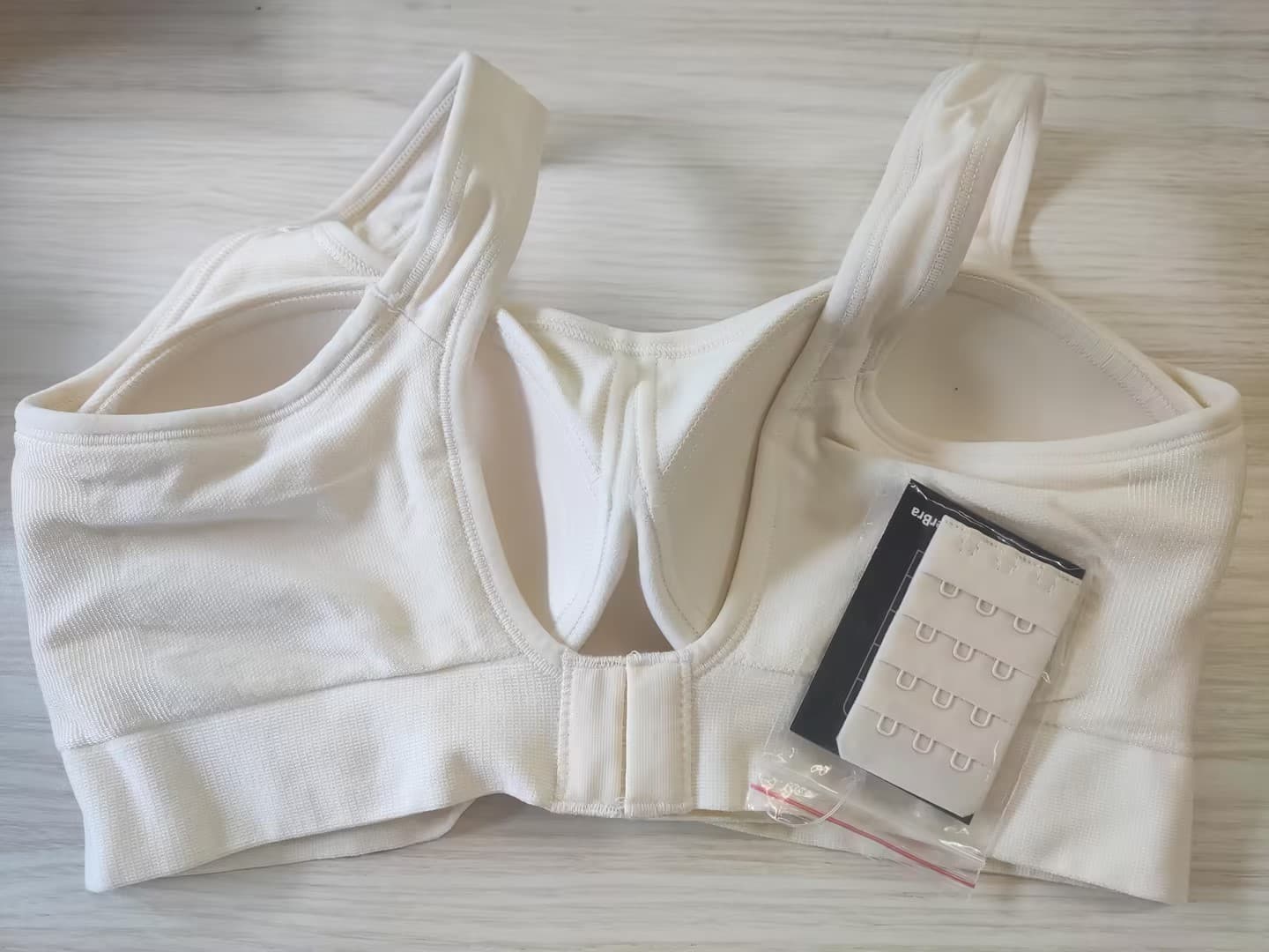 SOUTIEN-GORGE GAINANT FEMME