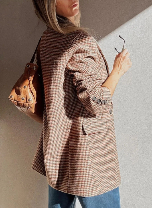 Blazer Marron Pied - de - Poule - Élégance Rétro et Style Intemporel - TOP DESTINATIONS